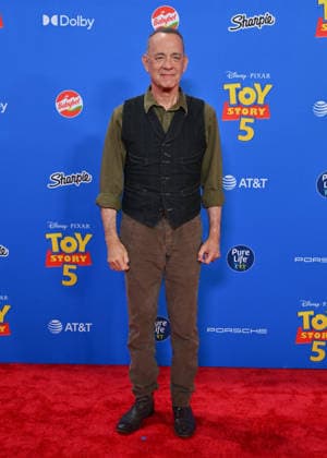 Disney And Pixar™s ˜Toy Story 5™ Los Angeles Premiere Tom Hanks arriving to Disney and Pixar™s Toy Story 5 Los Angeles premiere held at the Dolby Theatre on June 9, 2026 in Hollywood, CA. Hollywood Dolby Theatre California USA Copyright: xLisaxOConnorx xAFF-USA.comx