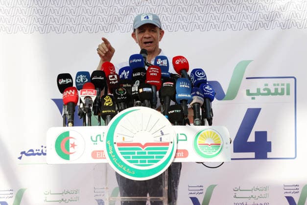 Abdelkader Bengrina At Press Conference - Algiers Abdelkader Bengrina, leader of the Mouvement El-Bina party, holds a press conference at the party headquarters in Algiers, Algeria on June 9, 2026, during the legislative election campaign ahead of the July 2 elections. Photo by Billel Bensalem APP ABACAPRESS.COM Alger Algeria  Copyright: xBensalemxBillel APP ABACAx