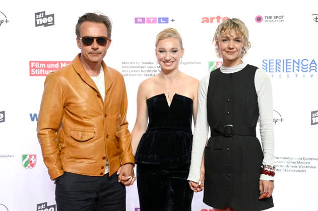 Lucas Gregorowicz, Helena Zengel und Luise Heyer bei der Premiere der WDR Arte-Serie Westend Girl auf dem 12. Seriencamp Festivals 2026 im Cinenova. Köln, 09.06.2026 *** Lucas Gregorowicz, Helena Zengel and Luise Heyer at the premiere of the WDR Arte series Westend Girl at the 12 Series Camp Festival 2026 at Cinenova Cologne, 09 06 2026 Foto:xC.xAdolph xFuturexImagex westend_6609