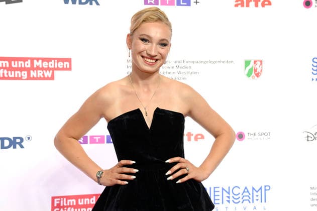 Helena Zengel bei der Premiere der WDR Arte-Serie Westend Girl auf dem 12. Seriencamp Festivals 2026 im Cinenova. Köln, 09.06.2026 *** Helena Zengel at the premiere of the WDR Arte series Westend Girl at the 12 Series Camp Festival 2026 at Cinenova Cologne, 09 06 2026 Foto:xC.xAdolph xFuturexImagex westend_6630