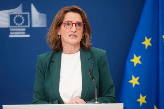European Commission Imposes Interim Measures on Meta - Brussels Teresa Ribera Rodriguez, European Commissioner for the Green Deal, speaks to the media at the Berlaymont, headquarters of the European Commission in Brussels, Belgium on June 9, 2026, as the EU orders Meta to restore free access to WhatsApp for competing AI assistants, overturning a policy that blocked competition and favored its own service, Meta AI, while a full antitrust investigation into Meta s dominant position continues. Photo by Monasse T ANDBZ ABACAPRESS.COM Brussels Brussels-Capital Belgium  Copyright: xMonassexThierry ANDBZ ABACAx