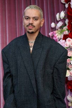 June 9, 2026, Beverly Hills, California, USA: LOS ANGELES - JUN 5: Evan Ross at the Hollywood Unlocked Impact Awards at the Beverly Hilton Hotel on June 5, 2026 in Beverly Hills, CA Beverly Hills USA - ZUMAb170 20260609_aap_b170_069 Copyright: xKayxBlakex