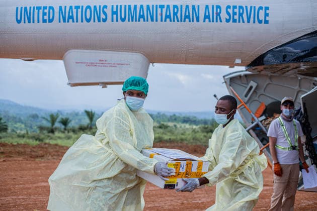 (260610) -- KINSHASA, June 10, 2026 () -- Medical workers in protective suits carry medical supplies against the Ebola epidemic in Mongbwalu, Ituri province, the Democratic Republic of the Congo, June 9, 2026. The number of confirmed Ebola cases in the Democratic Republic of the Congo (DRC) has risen to 598, including 115 deaths, the country s public health authorities said Tuesday. () (SpotNews) DR CONGO-ITURI-EBOLA OUTBREAK-HEALTH MEASURES Xinhua 