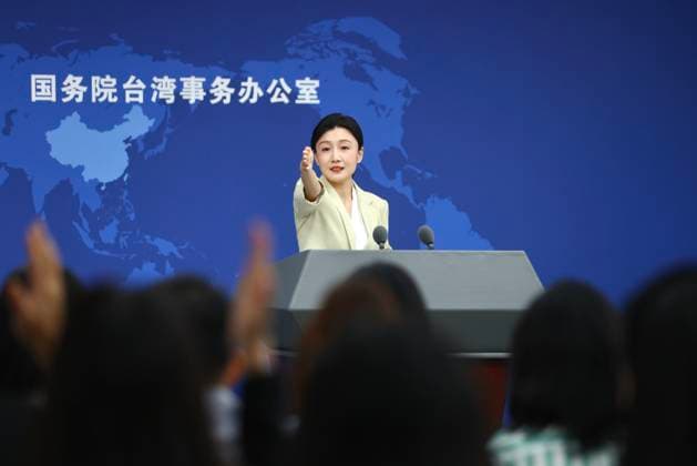 BEIJING, CHINA - JUNE 10: Zhang Han, spokesperson for the Taiwan Affairs Office of the State Council, gestures at a regular press conference on June 10, 2026 in Beijing, China.  Copyright: xChinaxNewsxServicex 111647312699