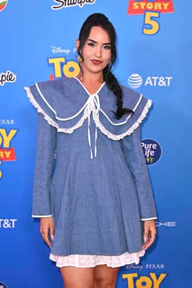 Alexia Del Valle bei der Weltpremiere des Animationsfilms Toy Story 5 im Dolby Theatre. Los Angeles, 09.06.2026 *** Alexia Del Valle at the world premiere of the animated film Toy Story 5 at the Dolby Theatre Los Angeles, 09 06 2026 Foto:xD.xStarbuckx xFuturexImagex toy_story_6304
