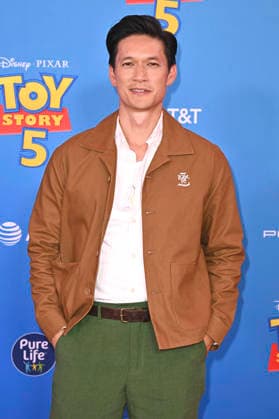 Harry Shum Jr. bei der Weltpremiere des Animationsfilms Toy Story 5 im Dolby Theatre. Los Angeles, 09.06.2026 *** Harry Shum Jr at the world premiere of the animated film Toy Story 5 at the Dolby Theatre Los Angeles, 09 06 2026 Foto:xD.xStarbuckx xFuturexImagex toy_story_6340