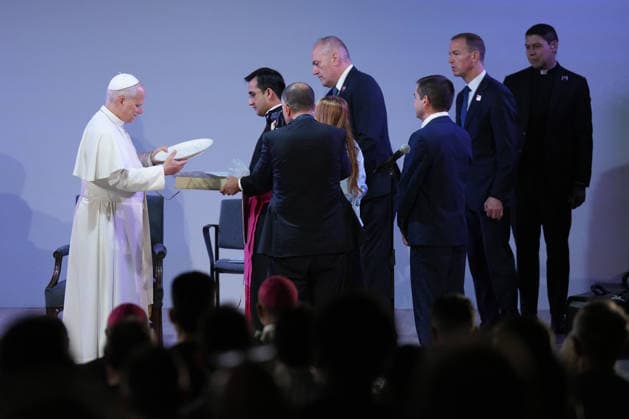 Pope Leo XIV visits the Brians 1 penitentiary center Pope Leo XIV during the visit to the Brians 1 penitentiary center, on June 10, 2026, in Barcelona, Catalonia Spain The visit is part of the acts that the Pontiff performs during his apostolic journey to Spain During the visit the Pope met with 80 prisoners and heard the testimony of two inmates 10 JUNE 2026 Barcelona, Catalonia Barcelona, Catalonia Spain  Copyright: xDavidxZorrakinox 7585764