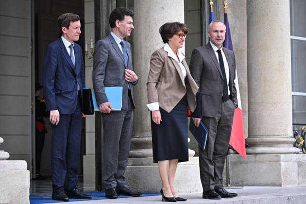 Council of Ministers at the Elysee Palace FA French Minister of Education Edouard Geffray exits the Elysee Palace with French Minister of Higher Education, Research and Space Philippe Baptiste, French Minister of Agriculture, Food Sovereignty Annie Genevard and French Deputy Minister for the Relations with the Parliament Laurent Panifous after the Council of Ministers in Paris, on June 10, 2026. Photo by Firas Abdullah ABACAPRESS.COM Paris Île-de-France France  Copyright: xAbdullahxFiras ABACAx