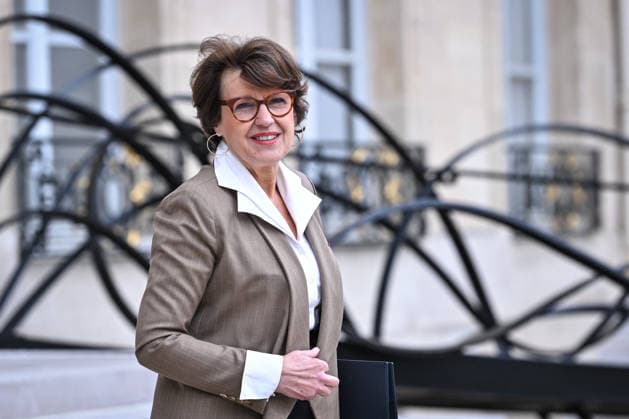 Council of Ministers at the Elysee Palace FA French Minister of Agriculture, Food Sovereignty Annie Genevard exits the Elysee Palace after the Council of Ministers in Paris, on June 10, 2026. Photo by Firas Abdullah ABACAPRESS.COM Paris Île-de-France France  Copyright: xAbdullahxFiras ABACAx