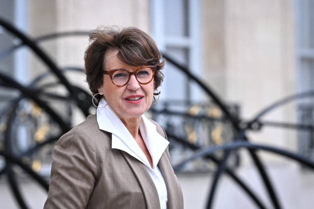Council of Ministers at the Elysee Palace FA French Minister of Agriculture, Food Sovereignty Annie Genevard exits the Elysee Palace after the Council of Ministers in Paris, on June 10, 2026. Photo by Firas Abdullah ABACAPRESS.COM Paris Île-de-France France  Copyright: xAbdullahxFiras ABACAx