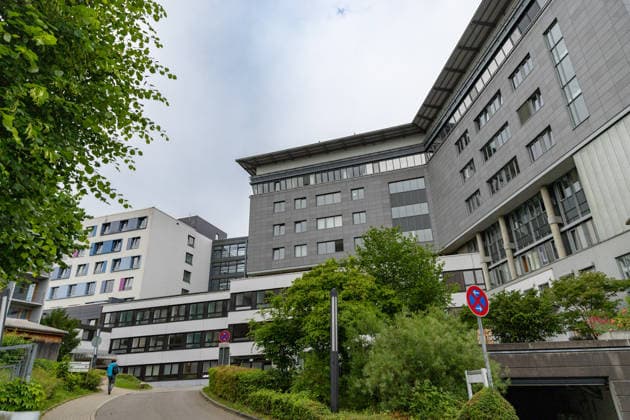 Aktuelle Themenbilder: AktuelleSituation in Reutlingen - Betzingen nach dem Stromausfall, 10.06.2026 Aktuelle Themenbilder: AktuelleSituation in Reutlingen - Betzingen nach dem Stromausfall, 10.06.2026, Klinikum am Steinberg, Reutlingen. *** Current topic pictures CurrentSituation in Reutlingen Betzingen after the power failure, 10 06 2026 Current topic pictures CurrentSituation in Reutlingen Betzingen after the power failure, 10 06 2026, Klinikum am Steinberg, Reutlingen Copyright: xEibner-Pressefoto DimitrixDrofitschx EP_ddh