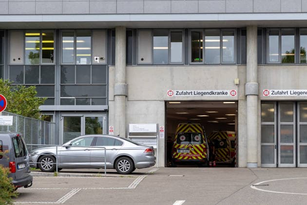 Aktuelle Themenbilder: AktuelleSituation in Reutlingen - Betzingen nach dem Stromausfall, 10.06.2026 Aktuelle Themenbilder: AktuelleSituation in Reutlingen - Betzingen nach dem Stromausfall, 10.06.2026, Klinikum am Steinberg, Reutlingen. *** Current topic pictures CurrentSituation in Reutlingen Betzingen after the power failure, 10 06 2026 Current topic pictures CurrentSituation in Reutlingen Betzingen after the power failure, 10 06 2026, Klinikum am Steinberg, Reutlingen Copyright: xEibner-Pressefoto DimitrixDrofitschx EP_ddh