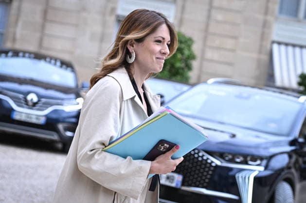 Council of Ministers at the Elysee Palace FA French Deputy Minister Government Spokesperson and in charge of Energy Maud Bregeon exits the Elysee Palace after the Council of Ministers in Paris, on June 10, 2026. Photo by Firas Abdullah ABACAPRESS.COM Paris Île-de-France France  Copyright: xAbdullahxFiras ABACAx
