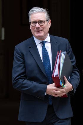 June 10, 2026, London, England, United Kingdom: UK Prime Minister KEIR STARMER departs 10 Downing Street in central London ahead of Prime Minister s Questions in the House of Commons. London United Kingdom - ZUMAk172 20260610_zip_k172_002 Copyright: xThomasxKrychx