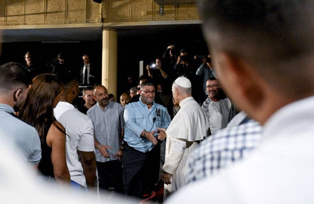 Pope Leo XIV Visits A Jail - Barcelona Pope Leo XIV visits the ‘Brians 1 Penitential Center’ in Barcelona on June 10, 2026 on the fifth day of his pastoral visit to Spain. Pope Leo XIV reminded prisoners that life s mistakes do not define a person s identity. Photo by (EV) Elisabetta Trevisan Vatican Media ABACAPRESS.COM Barcelona Spain  Copyright: xABACAx