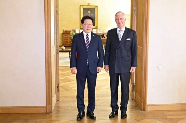King Philippe receives the South Korean President Lee Jae Myung BRUSSELS, BELGIUM - JUNE 10 : King Philippe receives the South Korean President Lee Jae Myung in audience at the Royal Palace in Brussels on June 10, 2026 in Brussels, Belgium, 10 06 2026 Brussels Belgium  Copyright: xDidierxLebrunx