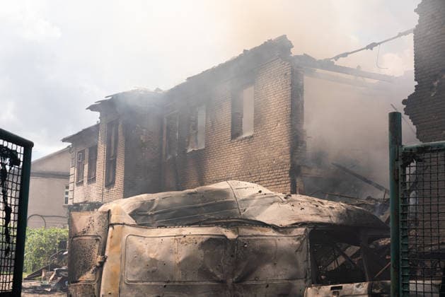 Aftermath of drone strike on Kharkiv Tax Inspectorate KHARKIV, UKRAINE – JUNE 10: Smoke rises from a damaged building following a drone strike in Kharkiv, Ukraine, on June 10, 2026. Emergency crews responded to the scene as smoke billowed from the structure after the attack. Carlo Bravo Anadolu Kharkiv Ukraine. Editorial use only. Please get in touch for any other usage.  Copyright: x2026xAnadoluxCarloxBravox