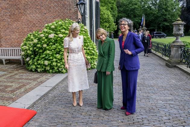Den Haag, The Netherlands, 2026-06-10 12:29:46 THE HAGUE, 10-06-2026, Duivenvoorde Castle At the invitation of His Majesty King Willem Alexander and Queen Maxima, the Federal President of Germany, Frank-Walter Steinmeier, is paying a state visit to the Netherlands. He is accompanied by his wife, Elke Büdenbender. PHOTO: NLBeeld Patrick van Emst In the photo: Government lunch - Federal President Steinmeier and Mrs. Büdenbender are received by Prime Minister Jetten at Duivenvoorde Castle in Voorschoten. Credit: NL Beeld Patrick van Emst  Copyright: xx x