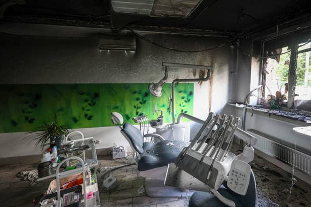 Russians damage dental office in Kharkiv A dental office, situated in an apartment block, is damaged by a Russian drone attack on a district of Kharkiv, Ukraine, June 10, 2026. Russian forces struck the northeastern city with drones, injuring at least eight people. One of the drones hit an apartment block, housing a dental office., Credit:Viacheslav Madiievskyi Ukrinform Avalon Ukraine, Kharkiv  Copyright: xViacheslavxMadiievskyix xUkrinformx xAvalonx 1109309022