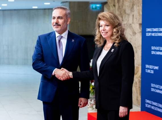 News Bilder des Tages Turkish Foreing Minister Hakan Fidan SOFIA, BULGARIA - JUNE 10: Turkish Foreign Minister Hakan Fidan meets with Iliyana Yotova, President of Bulgaria on the sidelines of South-East European Cooperation Process (SEECP) Summit in Sofia, Bulgaria on June 10, 2026. Murat Gok Anadolu Sofia Bulgaria. Editorial use only. Please get in touch for any other usage.  Copyright: x2026xAnadoluxMuratxGokx