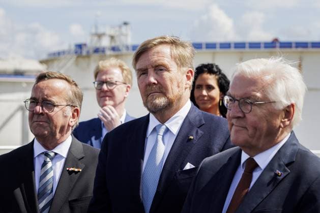 Den Haag, The Netherlands, 2026-06-10 15:43:16 THE HAGUE, 10-06-2026, Port of Rotterdam At the invitation of His Majesty the King King Willem-Alexander and Queen Maxima the Federal President of Germany, Frank-Walter Steinmeier, is paying a state visit to the Netherlands. He is accompanied by his wife, Elke Büdenbender. PHOTO: NLBeeld Robert Meerding In the photo: The visit of King Willem-Alexander and Federal President Steinmeier to the Port of Rotterdam begins with a tour of Porthos. During the tour, the King and the Federal President receive an explanation of the project s operation and visit the compressor facilities on the Maasvlakte. Credit: NL Beeld Robert Meerding Inc  Copyright: xx x