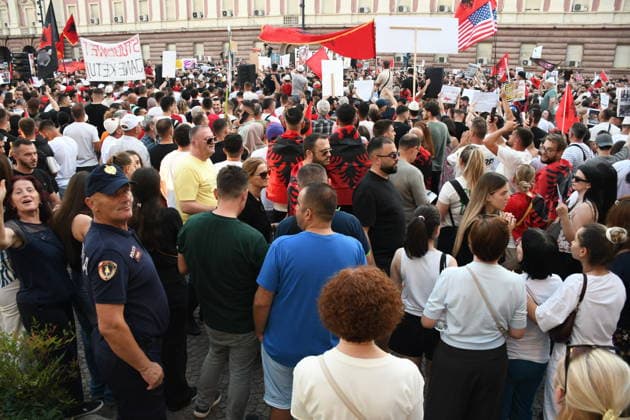 Protests against the Vlora tourism project continue in Albania TIRANA, ALBANIA - JUNE 10: People stage a protest against a planned tourism project in the Zvernec area of Avlonya (Vlora) as they gather at Skanderbeg Square in Tirana, Albania on June 10, 2026. Olsi Shehu Anadolu Tirana Albania. Editorial use only. Please get in touch for any other usage.  Copyright: x2026xAnadoluxOlsixShehux