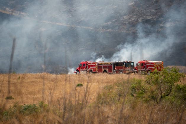 June 10, 2026, Oceanside, California, USA: Fire crews battle the November Fire off Foussat Rd. in Oceanside, California, on June 10, 2026. Multiple resources were called to subdue the nearly 850 acre fire that borders Camp Pendleton and the Whelan Lake Audubon Society Preserve. Oceanside USA - ZUMAg219 20260610_znp_g219_004 Copyright: xJakexLeexGreenx