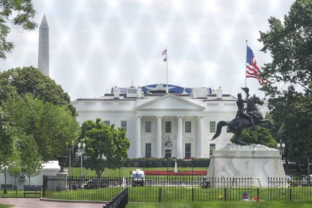 White House readies for UFC event as 250th anniversary celebrations approach WASHINGTON DC, UNITED STATES - JUNE 10: Preparations continue on the South Lawn of the White House ahead of the Ultimate Fighting Championship (UFC) Freedom 250 event, part of the America 250 celebrations, in Washington, D.C., United States on June 10, 2026. The event, scheduled for June 14, coincides with Flag Day and U.S. President Donald Trump s 80th birthday and has been described by the White House as a once-in-a-generation celebration of the American fighting spirit. Mehmet Eser Anadolu Washington United States. Editorial use only. Please get in touch for any other usage.  Copyright: x2026xAnadoluxMehmetxEserx