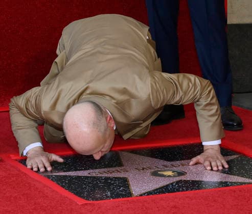 Chris Meledandri, CEO, Illumination kisses his star during an unveiling ceremony honoring him with the 2,848th star on the Hollywood Walk of Fame in Los Angeles on Wednesday, June 10, 2026.  LAP2026061009 JIMxRUYMEN