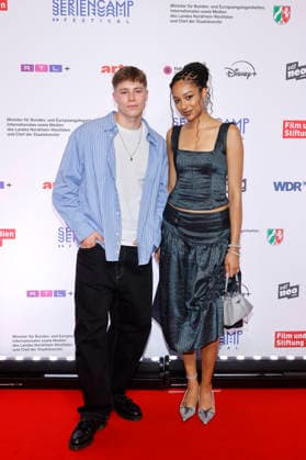 Schauspieler Oscar Nadermann und Schauspielerin Serena Oexle bei der Premiere der RTL-Serie Mermaids to Lovers im Rahmen des 12. Seriencamp Festivals 2026 im Cinenova. Köln, 10.06.2026 NRW Deutschland *** Actor Oscar Nadermann and actress Serena Oexle at the premiere of the RTL series Mermaids to Lovers as part of the 12 Series Camp Festival 2026 at Cinenova Cologne, 10 06 2026 NRW Germany Copyright: xChristophxHardtx