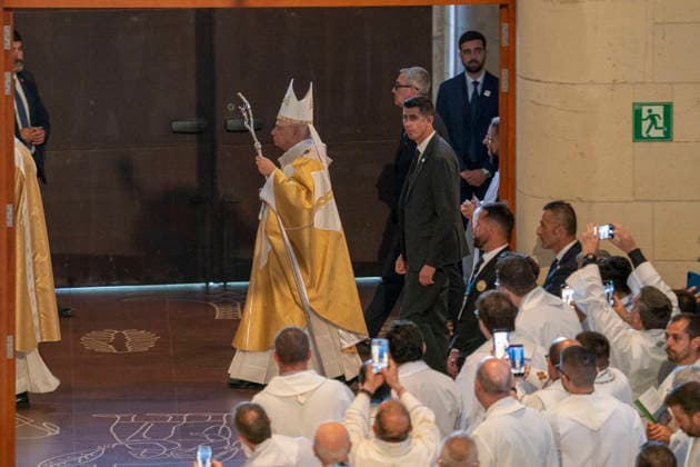 Pope Leon XIV blesses the Tower of Jesus Christ. This historic solemn Eucharist in the Basilica of the Sagrada Familia, attended by the King and Queen of Spain, serves as the setting for the blessing and inauguration of the Tower of Jesus Christ, the central structure that makes the church the tallest church in the world, coinciding exactly with the centenary of the death of the architect Antoni Gaudi. June 10, 2026 (S.ViLLARROEL ALTERPHOTOS) (20260610354)
