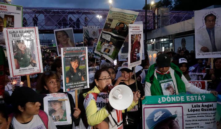 June 10, 2026, Mexico City, Mexico City, mexico: Groups of searching mothers across the country reproach the State for its abandonment regarding their missing loved ones. Mexico City mexico - ZUMAt178 20260610_zip_t178_020 Copyright: xNadiaxTecuapetlax