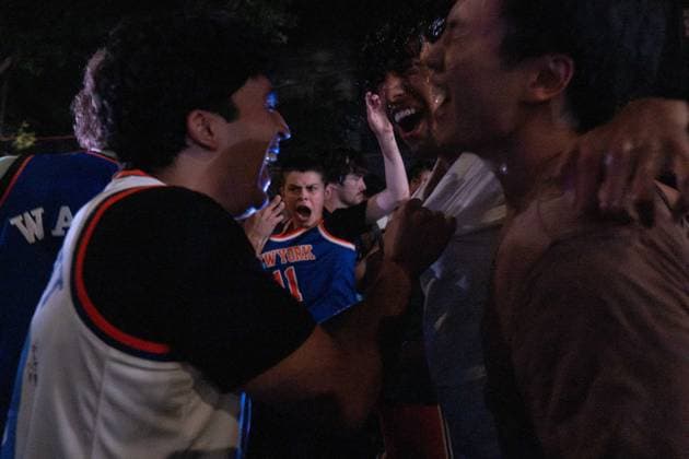 June 10, 2026, New York, New York, USA: Crowds gather outside in the West Village to watch projections of game 4 of the NBA finals. The city erupted in excitement and cheers as the Knicks win their third game of the series with a dramatic comeback in the fourth quarter and a final score of 107-106. New York USA - ZUMAp288 20260610_znp_p288_036 Copyright: xSyndixPilarx