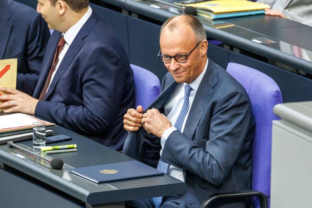 Bundestag Bundeskanzler Friedrich Merz (CDU) im Deutschen Bundestag am 11.06.26 in Berlin. Berlin Berlin Deutschland Bundestag *** Bundestag Federal Chancellor Friedrich Merz CDU in the German Bundestag on 11 06 26 in Berlin Berlin Berlin Germany Bundestag