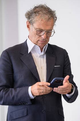 Â photonews.at - Wien, 11.06.2026. Neuwahl des Generaldirektors des ORF. Nach einem nicht öffentlichen Hearing und der darauf folgenden Beratung bestimmen die 35 Stiftungsräte des ORF einen neuen Generaldirektor. PHOTO: Vorsitzende des ORF-Stiftungsrats Heinz Lederer Election of the ORF Director General. Following a closed hearing and subsequent deliberations, the 35 members of the ORF Foundation Council elect a new Director General. Medienpolitik, Medienstandort, Öffentlich-rechtlicher Rundfunk, Medienmanagement, Medienbranche, Digitalisierung, Transformation, Reformkurs, Unternehmensstrategie, Zukunftsstrategie, Medienzukunft, Führungskräfte, Management, Bestellung, Richtungsentscheidung, Governance, Public Service, Public Bro 