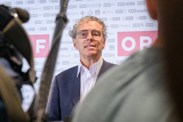 Â photonews.at - Wien, 11.06.2026. Neuwahl des Generaldirektors des ORF. Nach einem nicht öffentlichen Hearing und der darauf folgenden Beratung bestimmen die 35 Stiftungsräte des ORF einen neuen Generaldirektor. PHOTO: Vorsitzende des ORF-Stiftungsrats Heinz Lederer Election of the ORF Director General. Following a closed hearing and subsequent deliberations, the 35 members of the ORF Foundation Council elect a new Director General. Medienpolitik, Medienstandort, Öffentlich-rechtlicher Rundfunk, Medienmanagement, Medienbranche, Digitalisierung, Transformation, Reformkurs, Unternehmensstrategie, Zukunftsstrategie, Medienzukunft, Führungskräfte, Management, Bestellung, Richtungsentscheidung, Governance, Public Service, Public Bro 