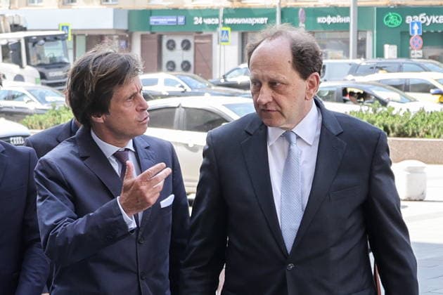 RUSSIA, MOSCOW - JUNE 11, 2026: France s Ambassador to Russia Nicolas de Riviere (L) and Germany s Ambassador to Russia Alexander Graf Lambsdorff arrive at the Russian Foreign Ministry headquarters. Yevgeny Messman TASS  93657803