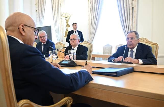 Russia Bahrain 9187690 11.06.2026 Bahraini Foreign Minister Abdullatif bin Rashid Al Zayani and Russian Foreign Minister Sergey Lavrov attend a meeting in Moscow, Russia. Kristina Solovyova Sputnik Moscow Russia  Copyright: xKristinaxSolovyovax
