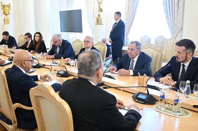 Russia Bahrain 9187713 11.06.2026 Bahraini Foreign Minister Abdullatif bin Rashid Al Zayani and Russian Foreign Minister Sergey Lavrov attend a meeting in Moscow, Russia. Kristina Solovyova Sputnik Moscow Russia  Copyright: xKristinaxSolovyovax