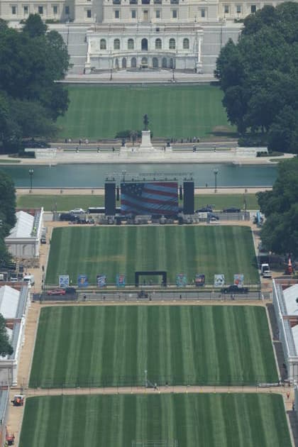 Washington DC June 10 : The National Mall will be home to a FIFA World Cup 2026 Fan Zone Viewing Party on June 10, 2026 Copyright: xmpi34x xMediaPunchx