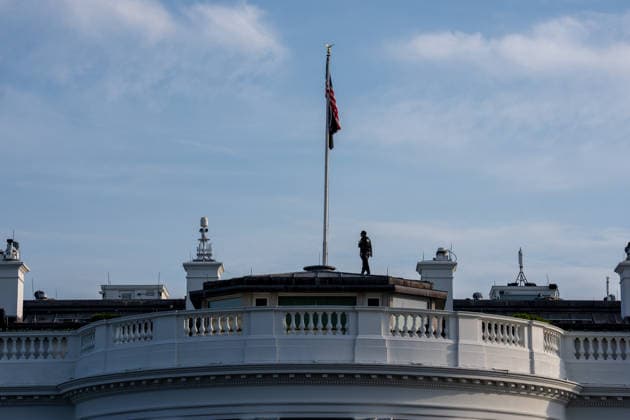 June 11, 2026, Washington, Dc, United States: Scenes from the Ulitmate Fighting Championship (UFC) arena on the South Lawn of the White House on June 11, 2026. The UFC will host the Freedom 250 fights on President TrumpÃ¢â‚¬â ¢s birthday on June 14, 2026. Washington United States - ZUMAl312 20260611_znp_l312_015 Copyright: xAndrewxLeydenx