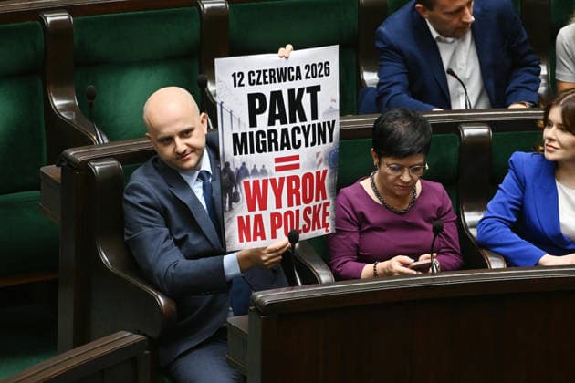 RECORD DATE NOT STATED 10.06.2026 WARSZAWA SEJM RP Warsaw 10 06 2026 59th session of the Sejm of the 10th term - Polish Parliament DEBATA I GLOSOWANIE NAD WOTUM NIEUFNOSCI DLA MINISTRA MSWIA MARCINA KIERWINSKIEGO DEBATE AND VOTE ON THE NO-CONFIDENCE MOTION FOR THE MINISTER OF THE INTERIOR MARCIN KIERWINSKI N Z DARIUSZ MATECKI FOT DAMIAN BURZYKOWSKI NEWSPIX.PL NEWSPIX.PL --- newspix.pl 