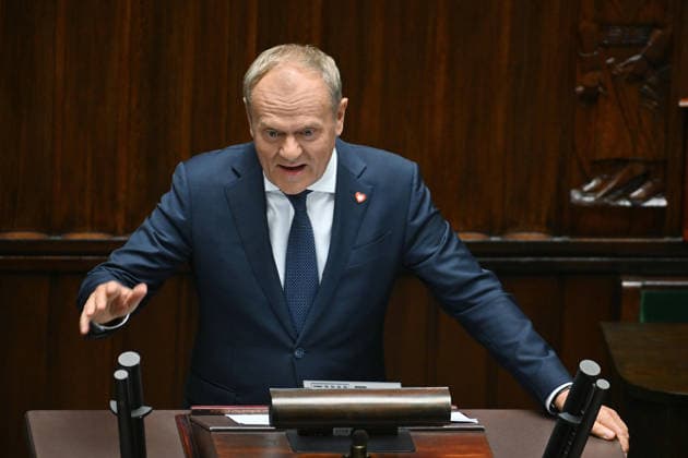 RECORD DATE NOT STATED 10.06.2026 WARSZAWA SEJM RP Warsaw 10 06 2026 59th session of the Sejm of the 10th term - Polish Parliament DEBATA I GLOSOWANIE NAD WOTUM NIEUFNOSCI DLA MINISTRA MSWIA MARCINA KIERWINSKIEGO DEBATE AND VOTE ON THE NO-CONFIDENCE MOTION FOR THE MINISTER OF THE INTERIOR MARCIN KIERWINSKI N Z DONALD TUSK FOT DAMIAN BURZYKOWSKI NEWSPIX.PL NEWSPIX.PL --- newspix.pl 