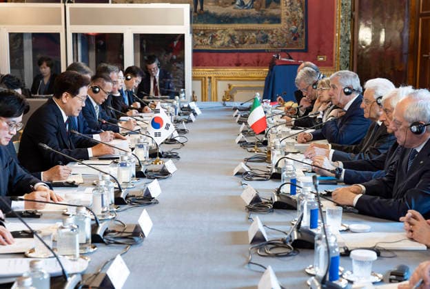June 11, 2026, Rome, Rome, Italy: President Sergio Mattarella and President Lee Jae Myung of the Republic of Korea, during their talks, Rome, 11 06 2020. Rome Italy  - ZUMAa289 20260611_zia_a289_109 Copyright: xPaoloxGiandottix xAgfx