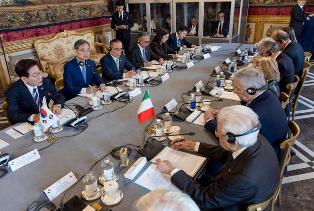 June 11, 2026, Rome, Rome, Italy: President Sergio Mattarella and President Lee Jae Myung of the Republic of Korea, during the talks, Rome, 11 06 2020 Rome Italy  - ZUMAa289 20260611_zia_a289_110 Copyright: xPaoloxGiandottix xAgfx