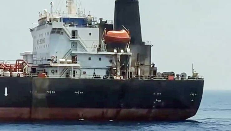 RECORD DATE NOT STATED Palau-flagged oil tanker MT Settebello with 24 Indian seafarers on board attacked by U.S. Forces New Delhi, Jun 11 (ANI): A visual of the Palau-flagged oil tanker MT Settebello, with 24 Indian seafarers on board, attacked by U.S. forces off the coast of Oman, near Strait of Hormuz, on Wednesday (June 10). 21 Indian seafarers rescued, while 3 are reportedly missing. (Forward Seamen™s Union of India ANI Video Grab) NEW DELHI Delhi India Copyright: xANIx ANI_20260611010