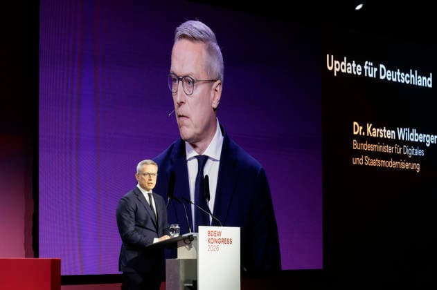 Karsten Wildberger beim BDEW Kongress 2026 in der Station . Berlin, 11.06.2026 *** Karsten Wildberger at the BDEW Congress 2026 in the Berlin Station, 11 06 2026 Foto:xR.xSchmiegeltx xFuturexImagex bdew_6615