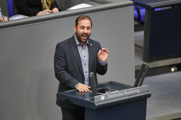 Berlin, Deutschland, 11.06.2026: Deutscher Bundestag: 83. Bundestagssitzung: Johannes Schraps, SPD *** Berlin, Germany, 11 06 2026 German Bundestag 83 Bundestag session Johannes Schraps, SPD Copyright: xdtsxNachrichtenagenturx dts_122654