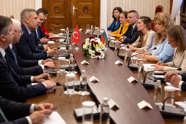 Hakan Fidan - Iliyana Yotova meeting in Sofia SOFIA, BULGARIA - JUNE 11: Turkish Foreign Minister Hakan Fidan meets with President of Bulgaria Iliyana Yotova in Sofia, Bulgaria on June 11, 2026. Murat Gok Anadolu Sofia Bulgaria. Editorial use only. Please get in touch for any other usage.  Copyright: x2026xAnadoluxMuratxGokx