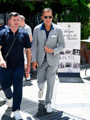IPA85579318 - Taormina, 72nd Taormina Film Fest 2026 Day 2 Clive Owen™s photocall In the photo: Clive Owen  Copyright: xManuelexMangiarottix xDxAvanzo Mangiarottix 85579318